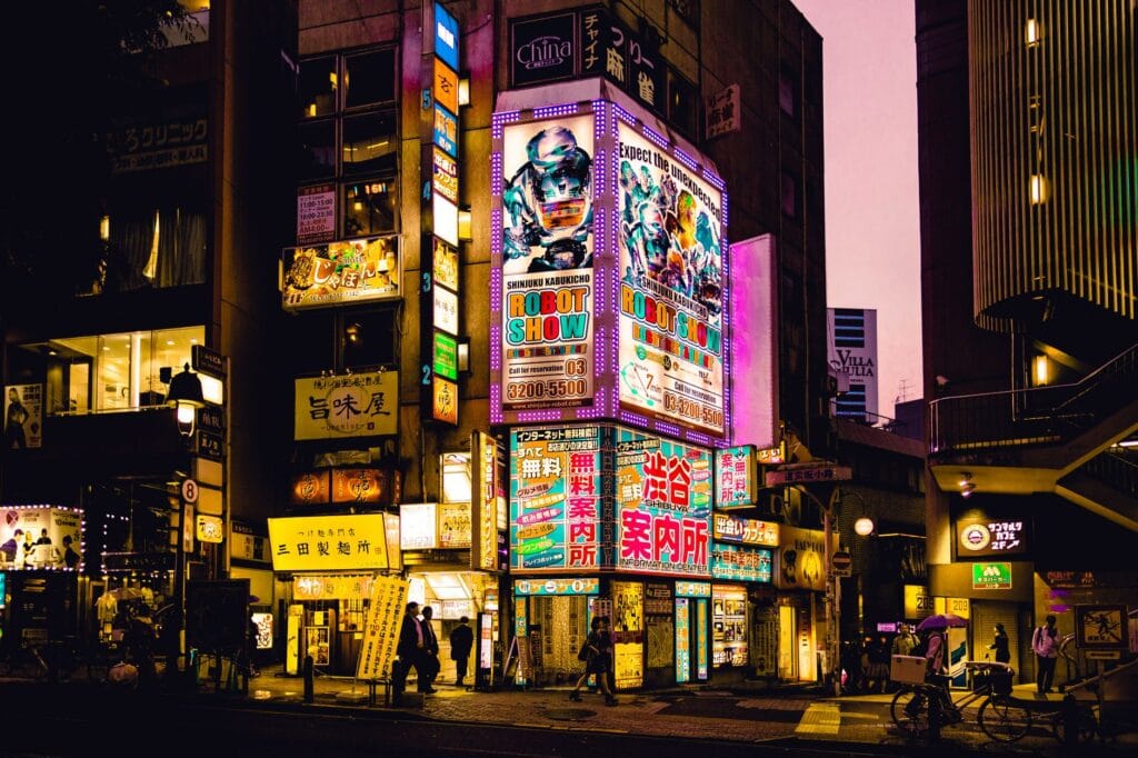 Gdzie spać w Tokio? Przegląd dzielnic: Shinjuku, Shibuya, Asakusa czy Ginza