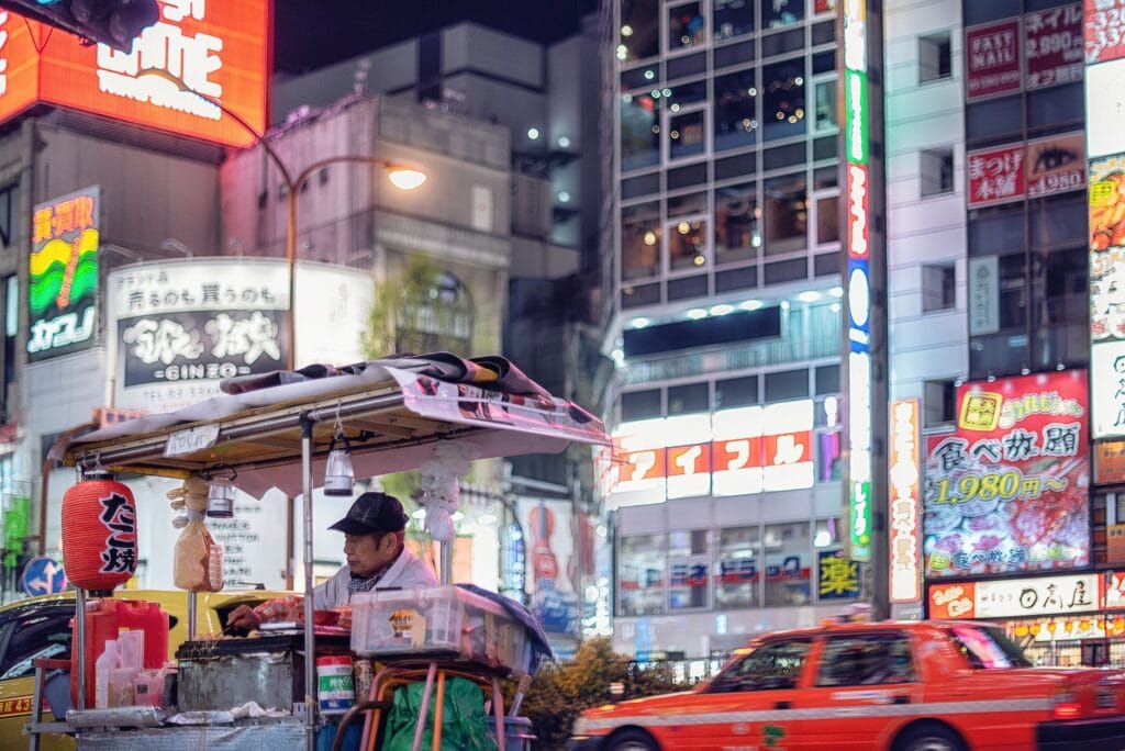 Gdzie spać w Tokio? Przegląd dzielnic: Shinjuku, Shibuya, Asakusa czy Ginza