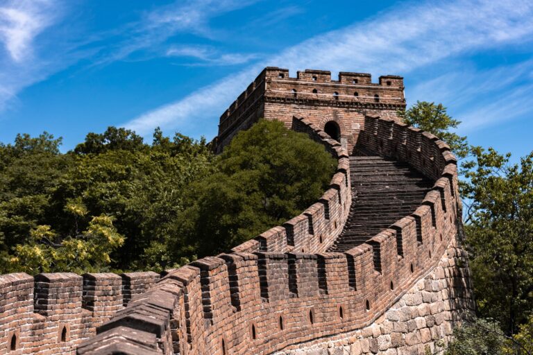 Który odcinek Wielkiego Muru Chińskiego wybrać? Mutianyu, Jinshanling czy Badaling